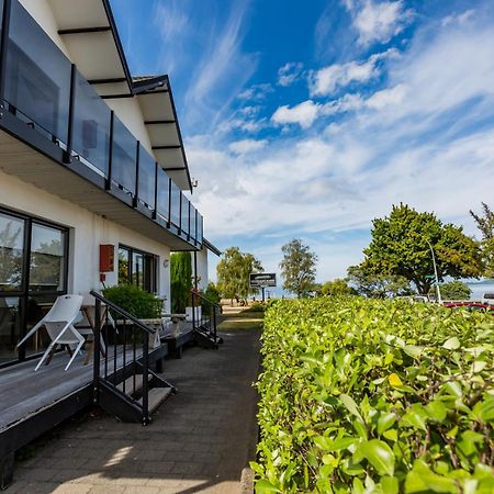 Le Chalet Suisse Motel Taupo Dış mekan fotoğraf